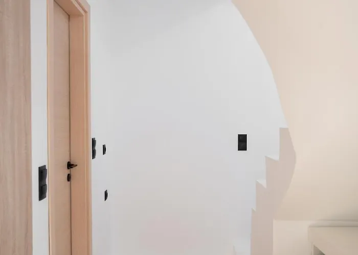 Evia Silence Lighthouse Boufalo